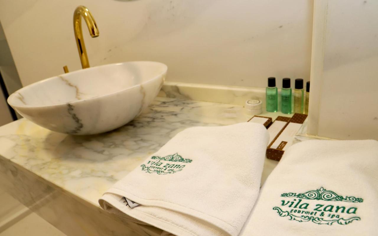 Hotel Vila Zana Гостивар Екстериор снимка