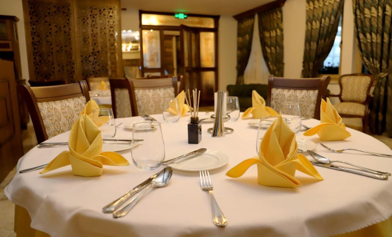 Hotel Vila Zana Гостивар Екстериор снимка